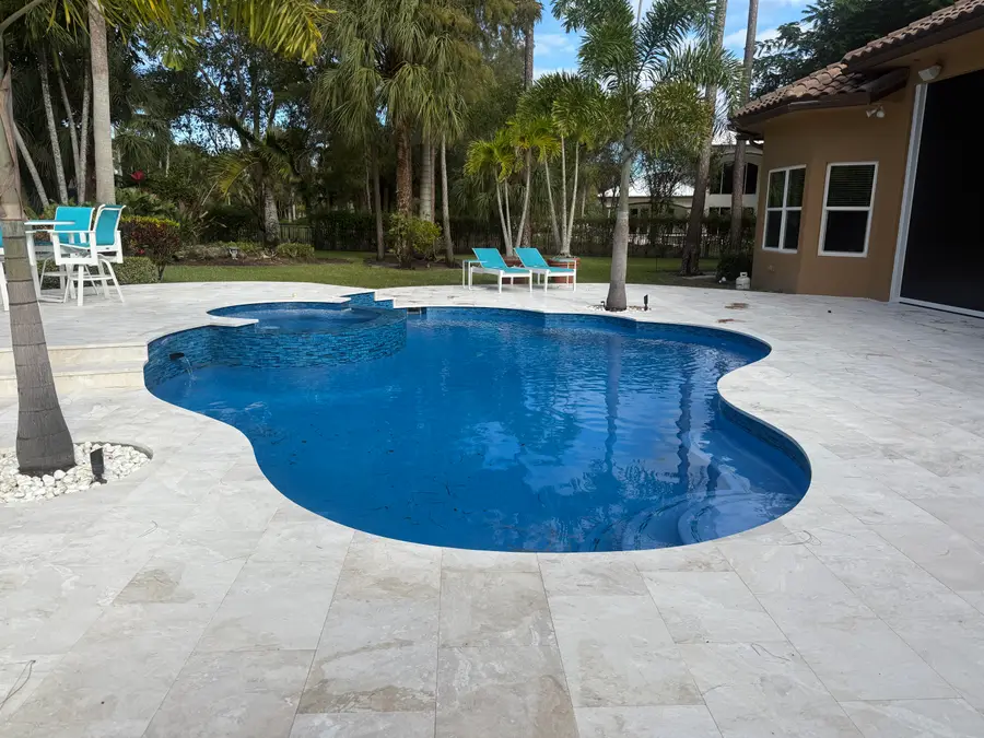 Pool Leak Detection Parkland, FL - Broken Cleaner Line