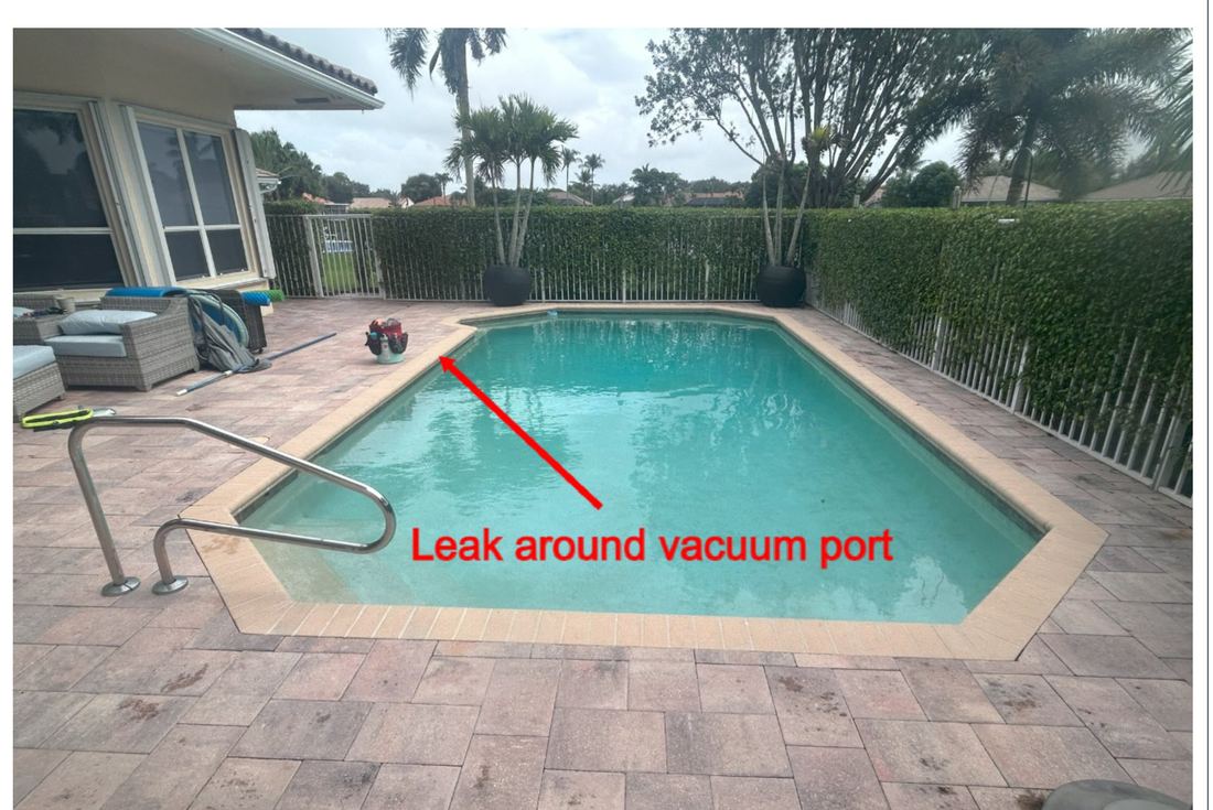 Pool diagram marking the confirmed leak location at the vacuum port