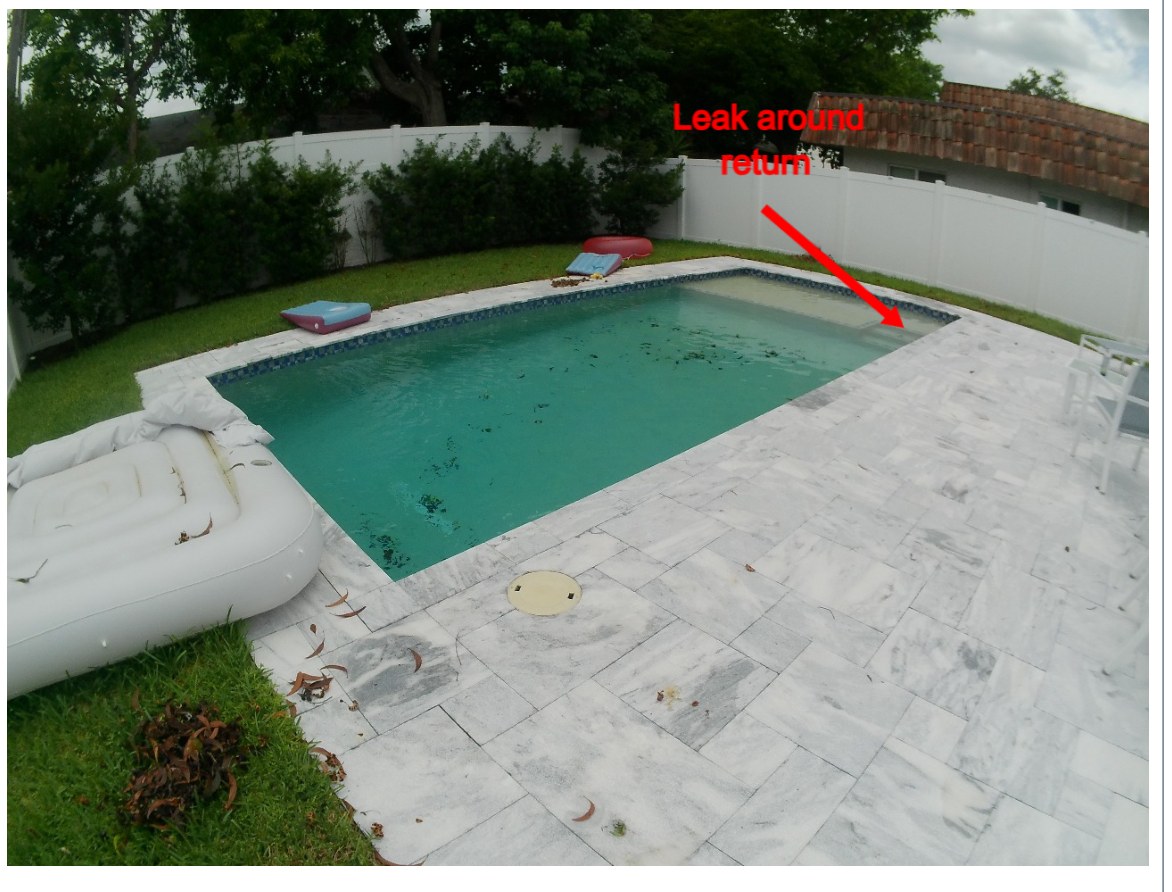 Report diagram marking the confirmed leak around the return line on an Oakland Park pool